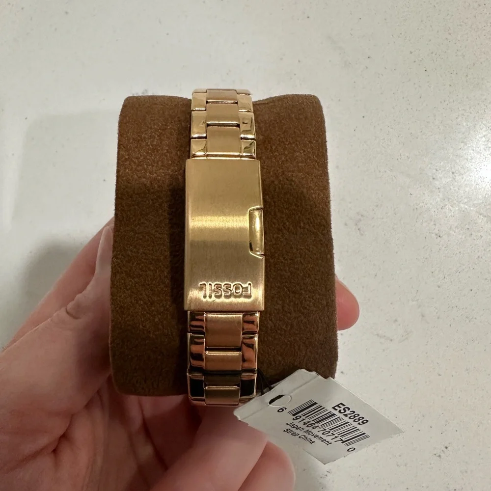 Fossil brand new